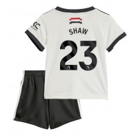 Fotbalové Dres Manchester United Luke Shaw #23 Dětské Alternativní 2024-25 Krátký Rukáv (+ trenýrky)